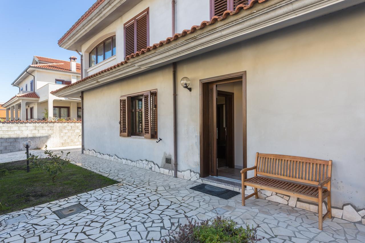 Anaelehouseapartments Ltb أربورْيا المظهر الخارجي الصورة