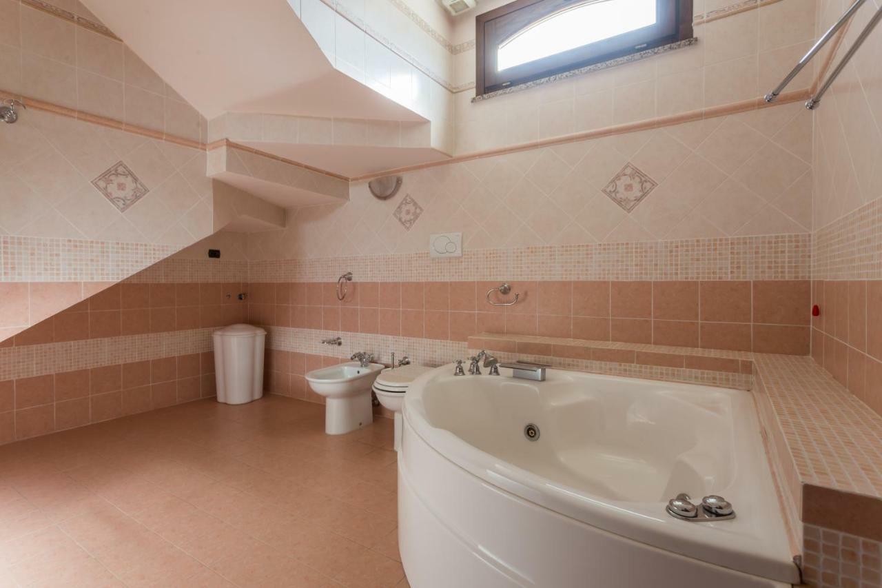 Anaelehouseapartments Ltb أربورْيا المظهر الخارجي الصورة